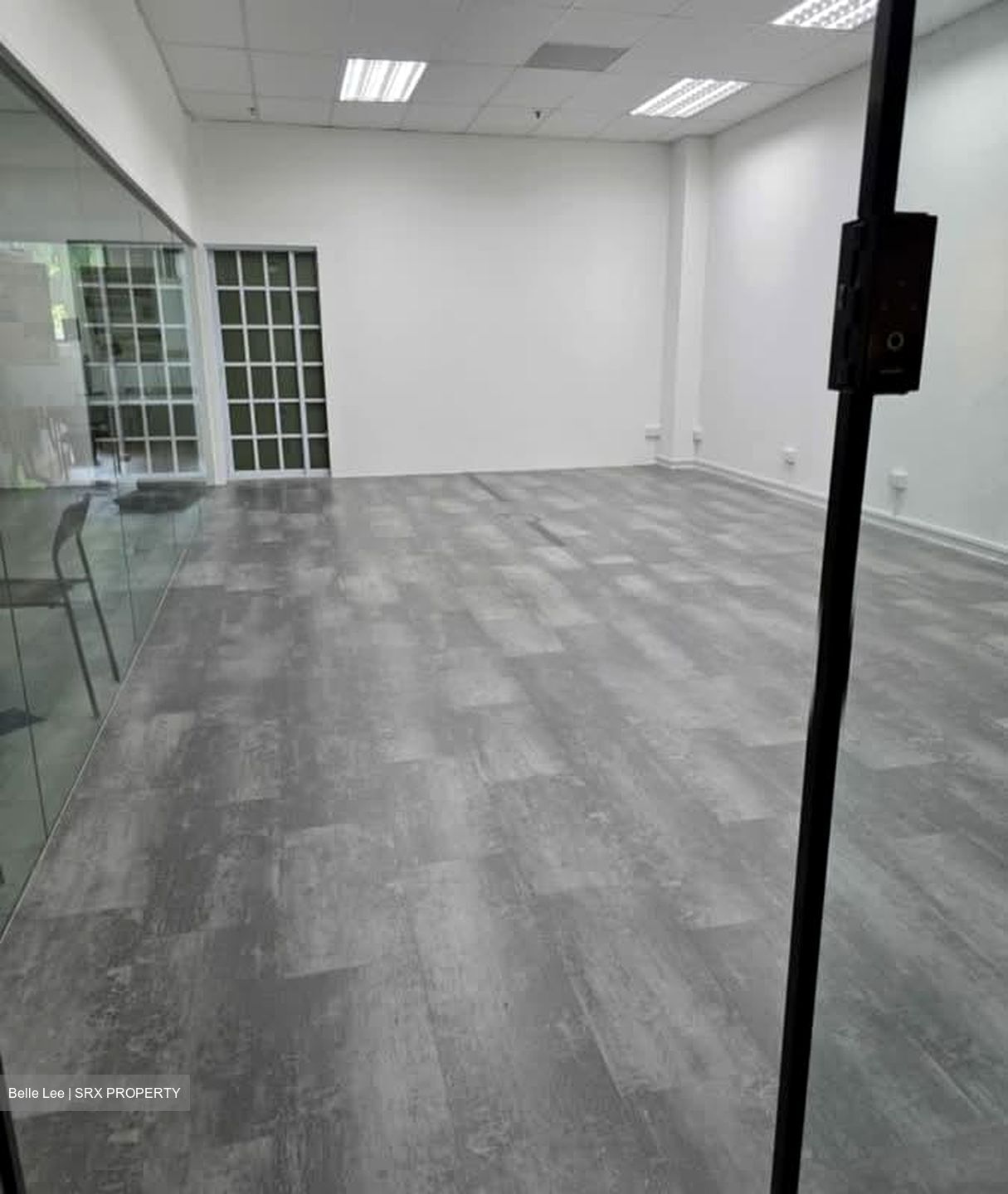 Highland Centre (D19), Office #557616661